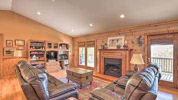 House (3 Bedrooms) | Front of property