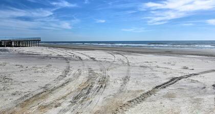 Welcoming Wildwood Condo ~ 1 Block to Beach!