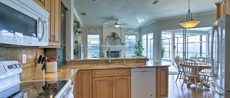 單棟房屋 (3 Bedrooms) | 內部