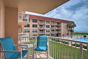 Apartment (3 Bedrooms) | Front of property