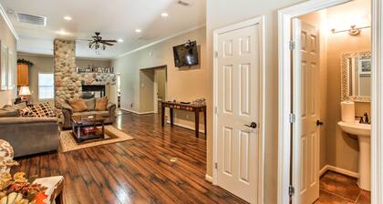 Texas Vacation Rental w/ Fireplace, Near Lakes
