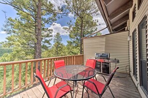 Apartment (5 Bedrooms) | Interior - Ruidoso Home w/ Private Wet Bar & Pool Table (Ruidoso)