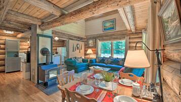 Rumah (4 Bedrooms) | Interior
