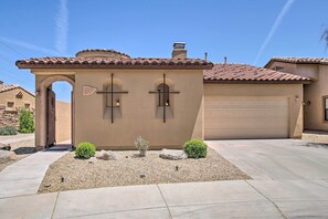 House (2 Bedrooms) | Interior - 10 Mi to Downtown: Phoenix Casita w/ Patio! (Laveen)