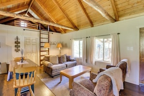 House (2 Bedrooms) | Front of property