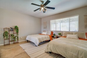 4 bedrooms, iron/ironing board, free cots/infant beds, bed sheets - Beautiful Phoenix Vacation Rental w/ Private Pool! (Phoenix)