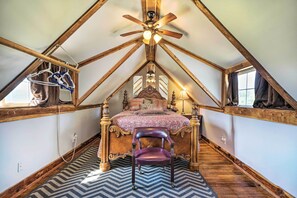 Cottage (1 Bedroom) | Interior - 'the Rockhouse Cottage' With Deck on Tulsa Farm! (Tulsa)