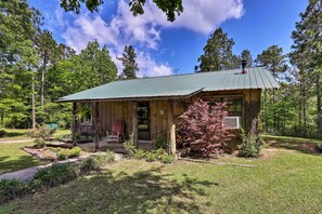 House (2 Bedrooms) | Interior - Secluded Cabin w/ Pond ~ 37 Mi to Gulf Coast! (Wiggins)