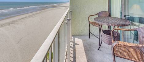Apartment (2 Bedrooms) | Front of property