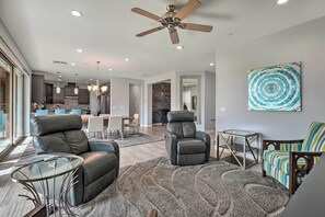 Apartment (2 Bedrooms) | Interior - Scottsdale Vacation Rental w/ Pool Access! (Scottsdale)