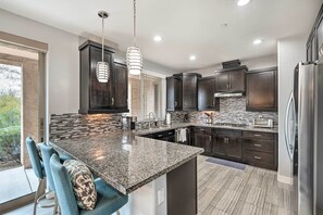 Apartment (2 Bedrooms) | Interior - Scottsdale Vacation Rental w/ Pool Access! (Scottsdale)