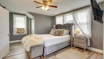 Casa (3 Bedrooms) | 3 habitaciones, tabla de planchar con plancha y ropa de cama