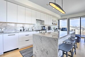 Talo (4 Bedrooms) | Sisätilat