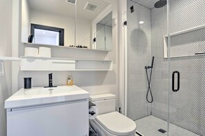 House (4 Bedrooms) | Interior - Luxury Long Beach Villa With Ocean Views! (Long Beach)