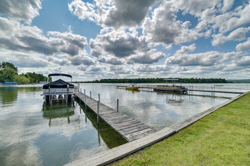 'tiny House Cottage 5' w/ Crooked Lake Access!