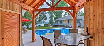 Riverfront Paradise w/ Hot Tub & Pool in Kinsale!