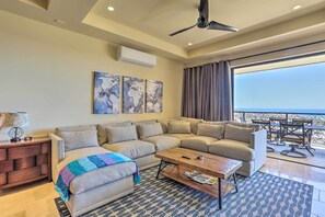 Apartment (3 Bedrooms) | Interior - Golf Resort Condo w/ Ocean Views at Cabo Quivira (Cabo San Lucas)