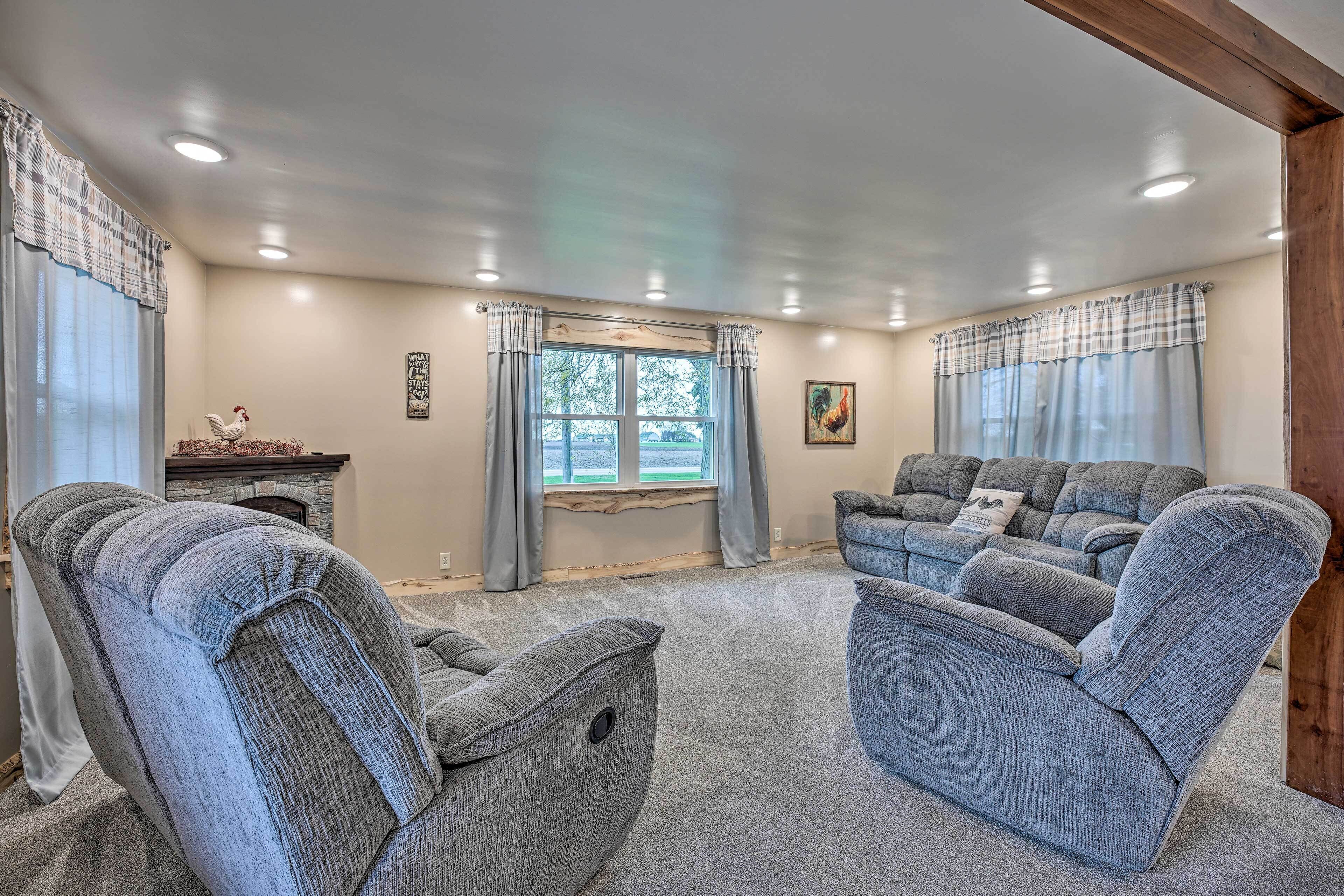 House (3 Bedrooms) | Interior