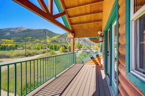 Casa (4 Bedrooms) | Terraza o patio