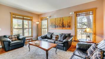 Rumah (4 Bedrooms) | Interior