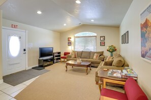 Casa (2 Bedrooms) | Interior