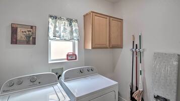 Apartment (4 Bedrooms) | Interior