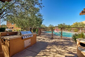 Interior - Pool Access, Views: 'scottsdale Serenity' Condo! (Scottsdale)