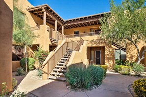 Apartment (1 Bedroom) | Interior - Pool Access, Views: 'scottsdale Serenity' Condo! (Scottsdale)