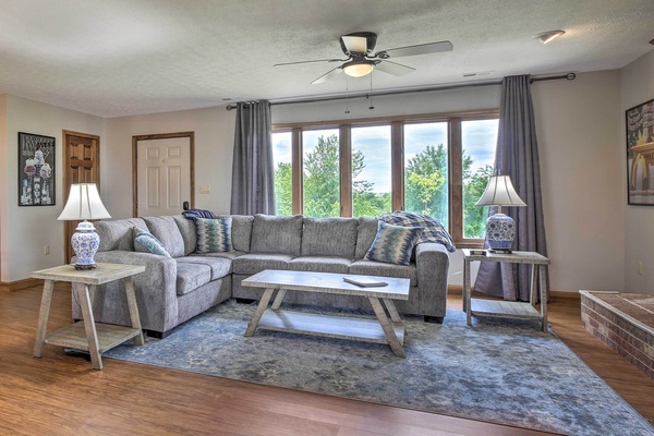 House (2 Bedrooms) | Interior