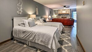Interior - 'blue Moon Cottage' w/ Amazing Views of 5 Counties (Danville)