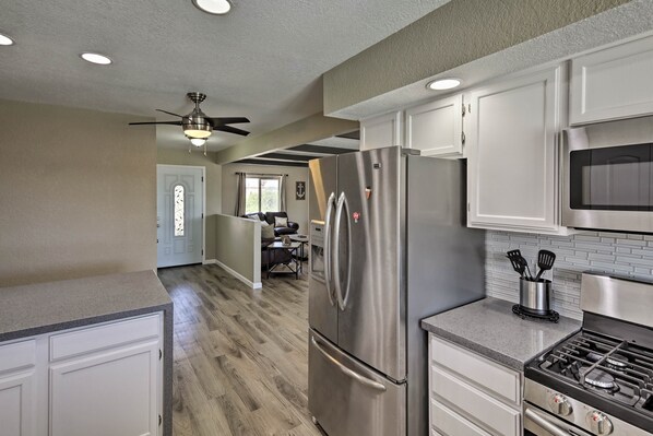 Interior - Near Marina: Home w/ Pool & Views in Lake Havasu! (Lake Havasu City)