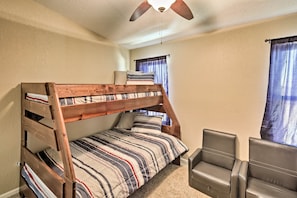 House (3 Bedrooms) | Interior