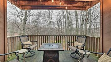 Apartment (2 Bedrooms) | Front of property