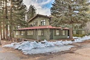 House (3 Bedrooms) | Interior - Pinetop Lakes Country Club Home: Resort Amenities (Pinetop)
