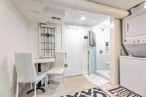 Interior - Cincinnati Basement Unit ~ 10 Mi to Downtown! (Cincinnati)