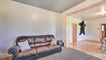 House (1 Bedroom) | Interior