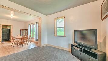 House (1 Bedroom) | Interior