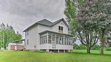 House (1 Bedroom) | Interior