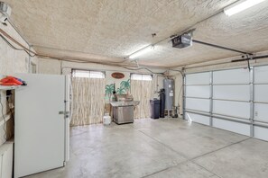 Apartment (3 Bedrooms) | Interior - Ohana Lake House Condo! 1 Mi to Boat Ramp (Lake Havasu City)