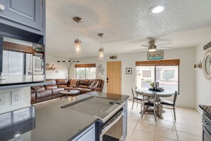 شقة (3 Bedrooms) | المنشأة من الداخل