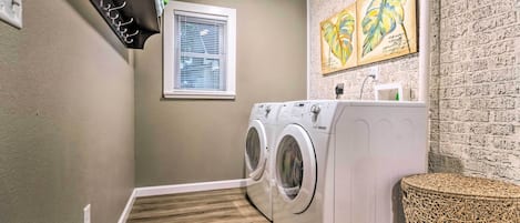 Rumah (2 Bedrooms) | Interior