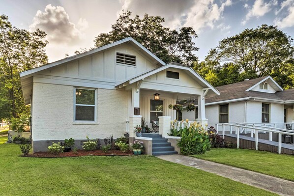 House (2 Bedrooms) | Front of property
