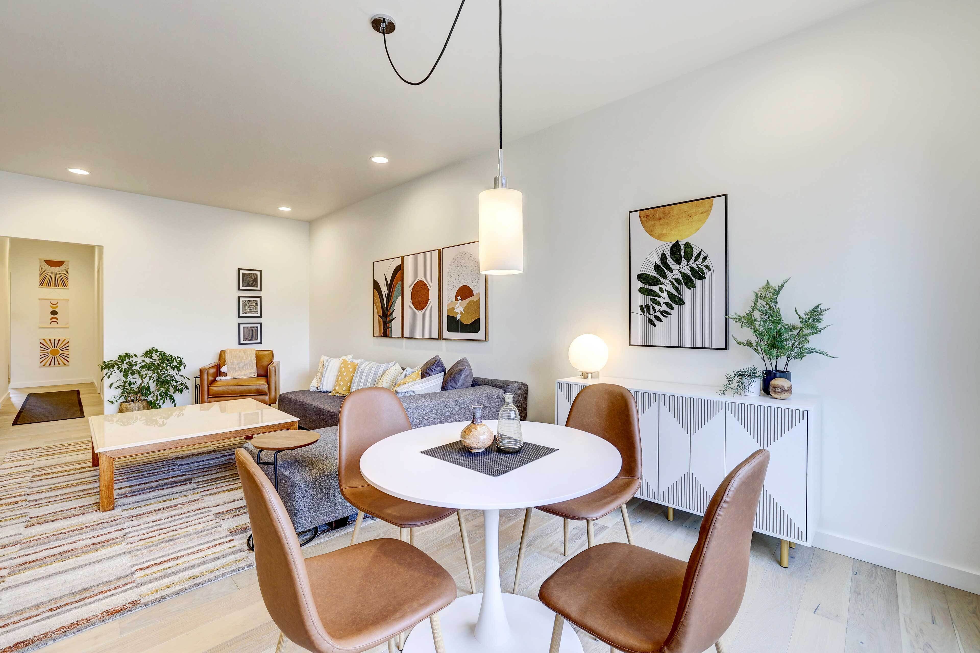 Apartment (2 Bedrooms) | Front of property