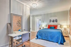 2 bedrooms, iron/ironing board, free cribs/infant beds, bed sheets