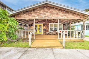 House (3 Bedrooms) | Interior - Modern Jacksonville Beach Retreat w/ Hot Tub! (Jacksonville Beach)