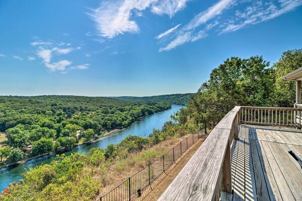 Property grounds - Bull Shoals Retreat w/ Panoramic River Views! (Flippin)