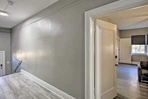 Interior - Enid Apartment ~ 1 Mi to Historic Downtown! (Enid)