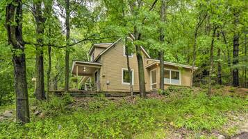 House (3 Bedrooms) | Front of property