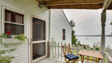 Apartment (0 Bedroom) | Bahagian dalam