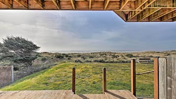 Apartment (0 Bedroom) | Interior